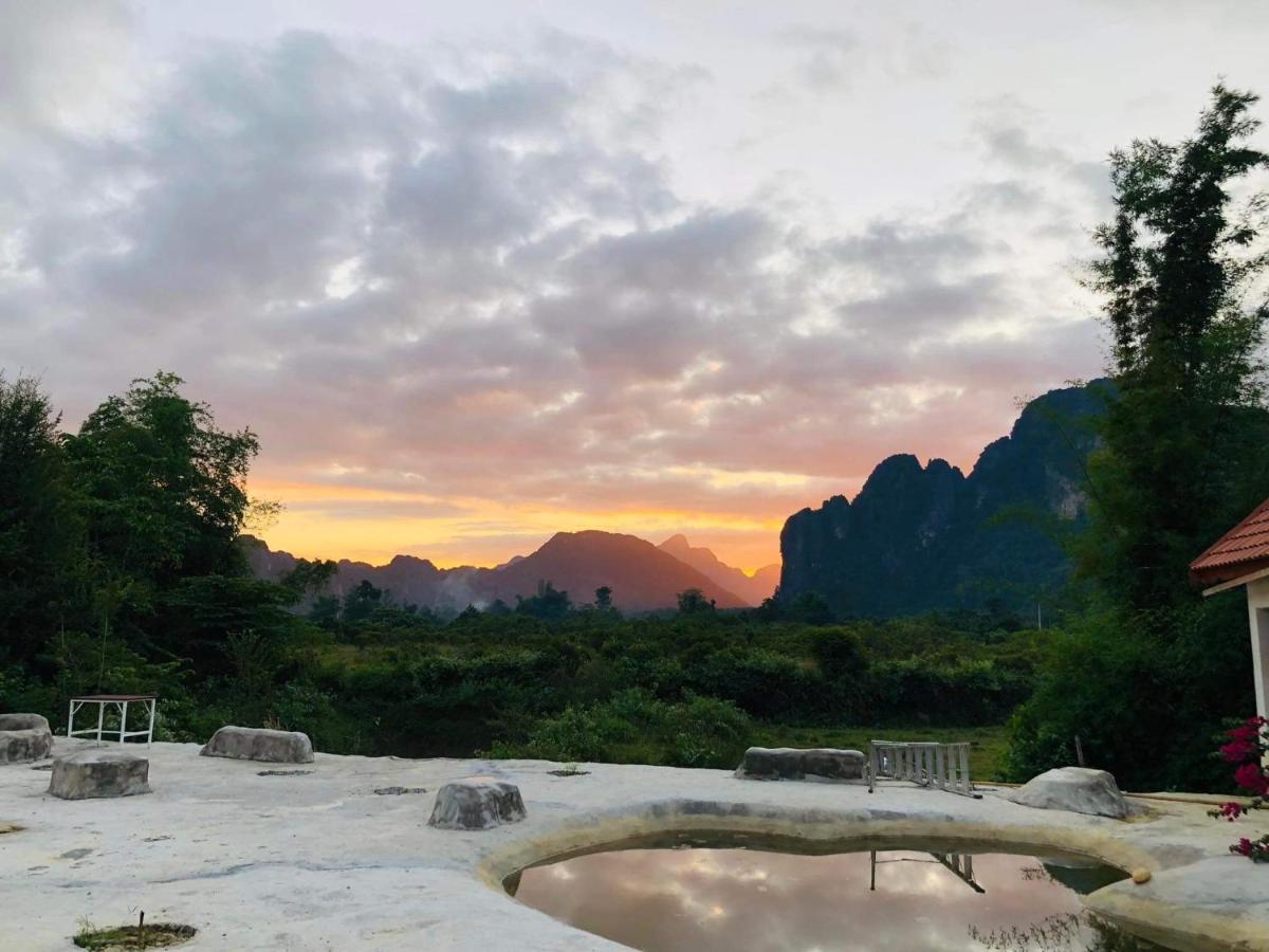 Jungle Paradise Vangvieng - Bungalows Ванг Виенг Екстериор снимка