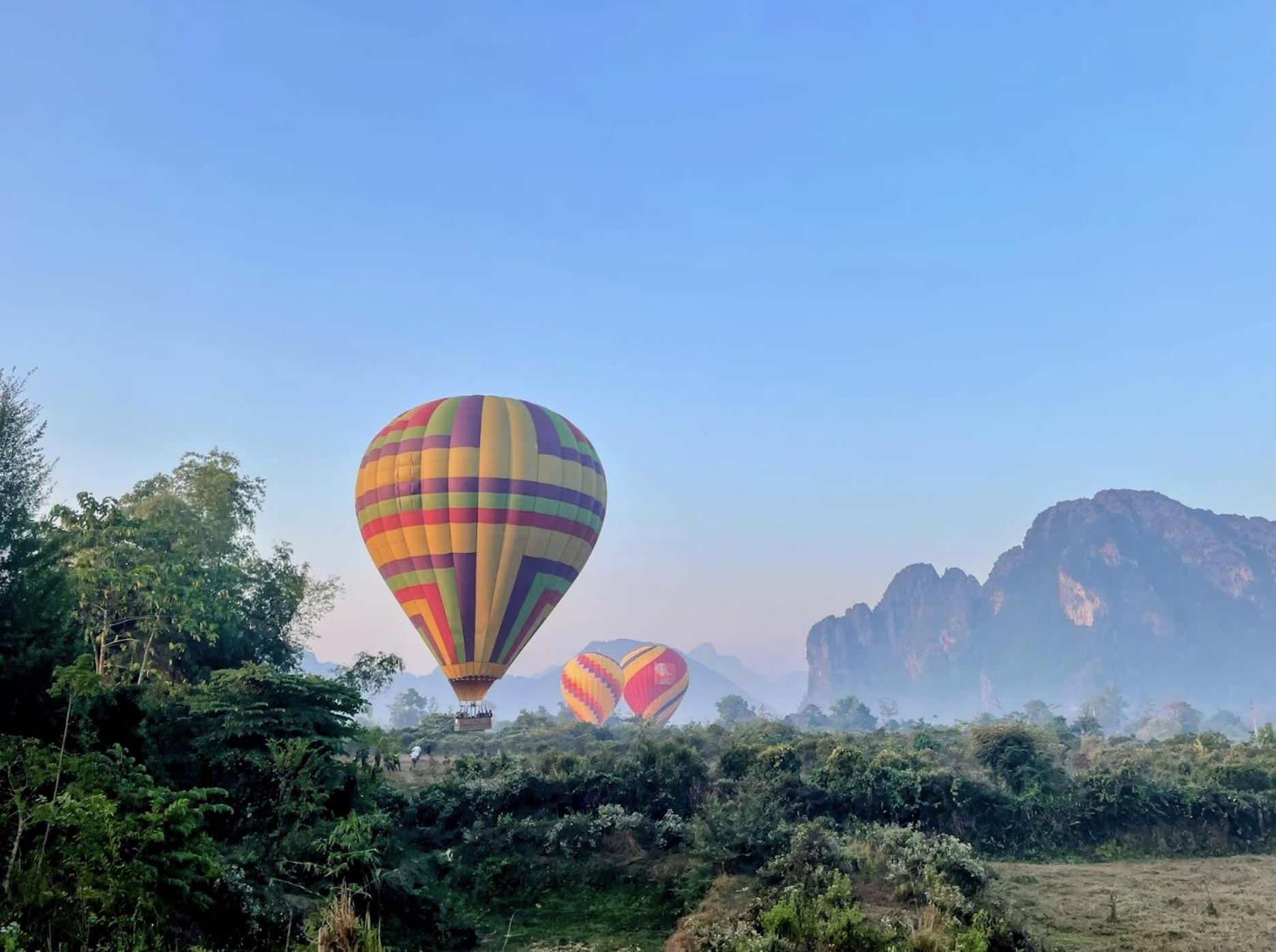 Jungle Paradise Vangvieng - Bungalows Ванг Виенг Екстериор снимка