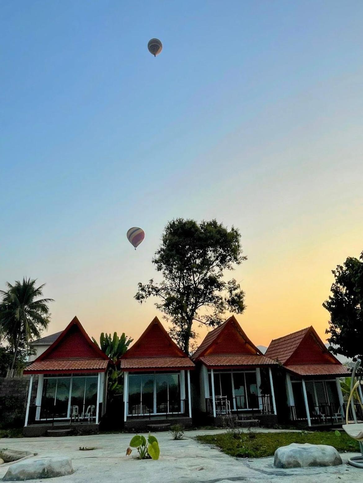 Jungle Paradise Vangvieng - Bungalows Ванг Виенг Екстериор снимка